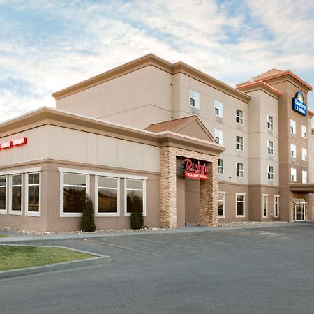 Days Inn & Suites By Wyndham Edmonton Airport Leduc Esterno foto